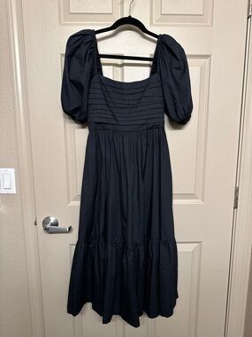 Abercrombie & Fitch | Emerson Puff-Sleeve Midi Dress in Black XSP